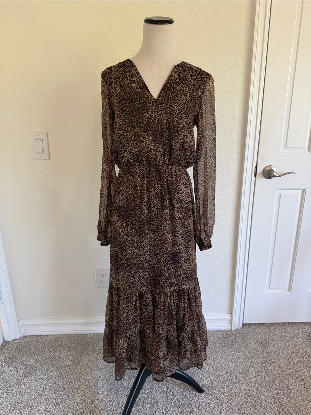 Lavender Brown Leopard Print Tiered Long Sleeve Midi Dress Size XS elastic waist